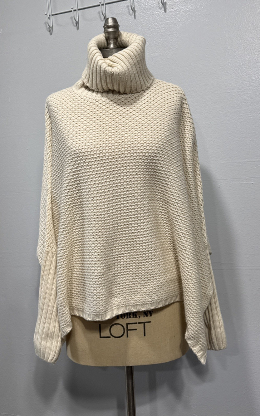 Shein Womens Turtleneck Batwing Sleeve Knit Poncho Size 6 Beige Sweater Relaxed